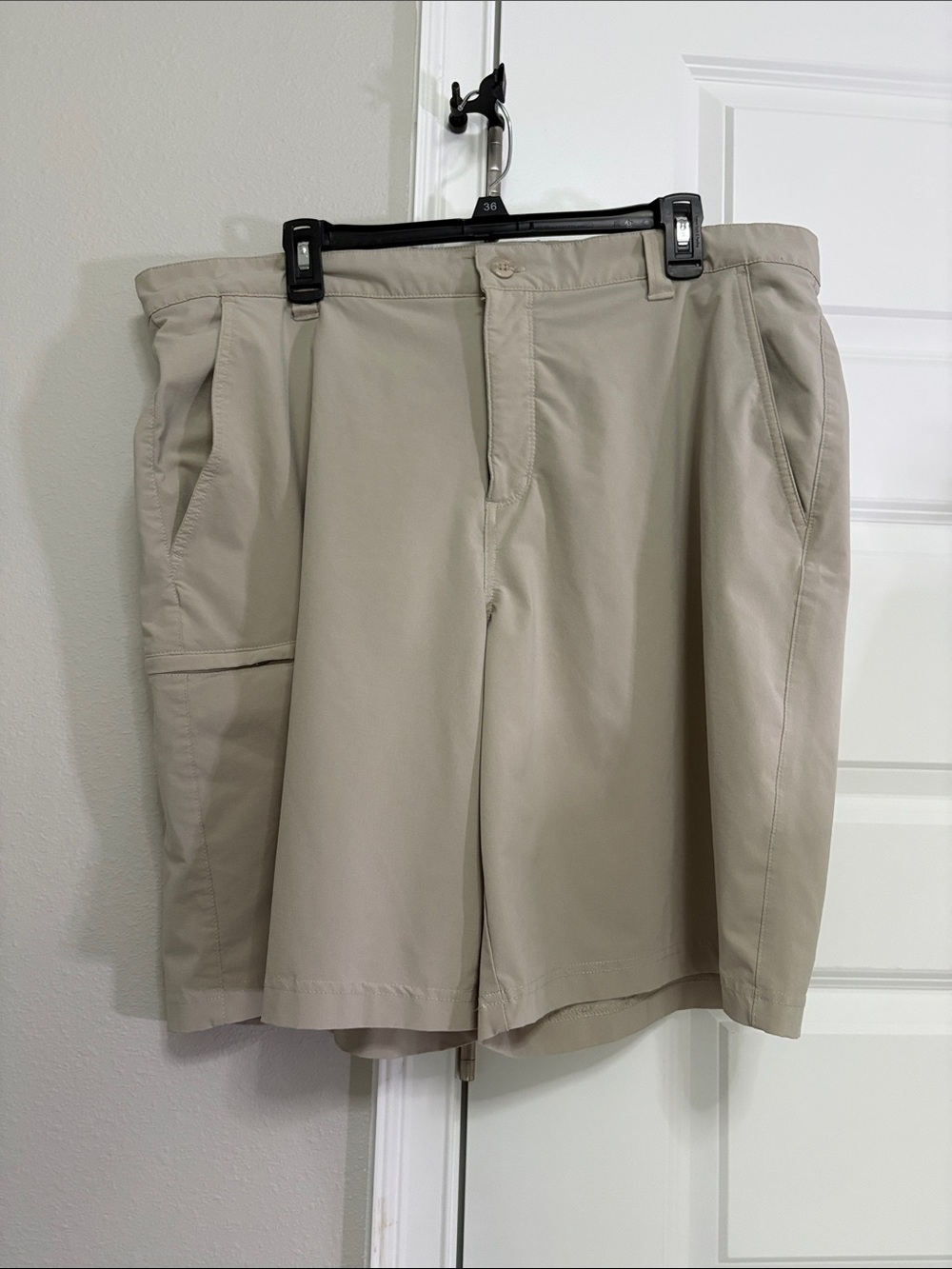 Classic Flat-Front Men's Khaki Shorts